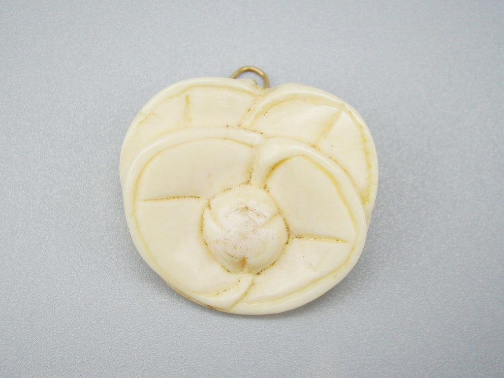 Antique Ivory, Natural Ivory, Mediterranean Ivory, handcarved Ivory, Asien Ivory, Elephant Ivory, Ivory Chain, Ivory Pendant, Gold 18K