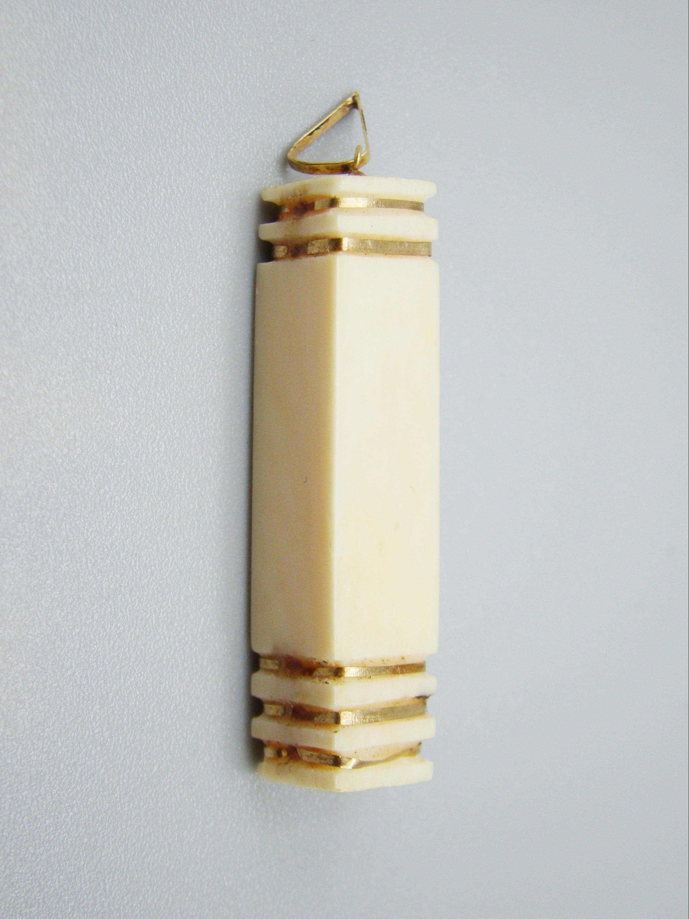 Antique Ivory, Natural Ivory, Mediterranean Ivory, handcarved Ivory, Asien Ivory, Elephant Ivory, Ivory Chain, Ivory Pendant, Gold 18K