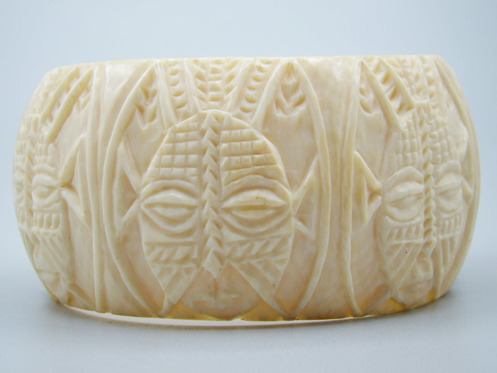 Antique Ivory, Natural Ivory, Ivory Bracelet, Mediterranean Ivory, handcarved Ivory, Asien Ivory, Elephant Ivory