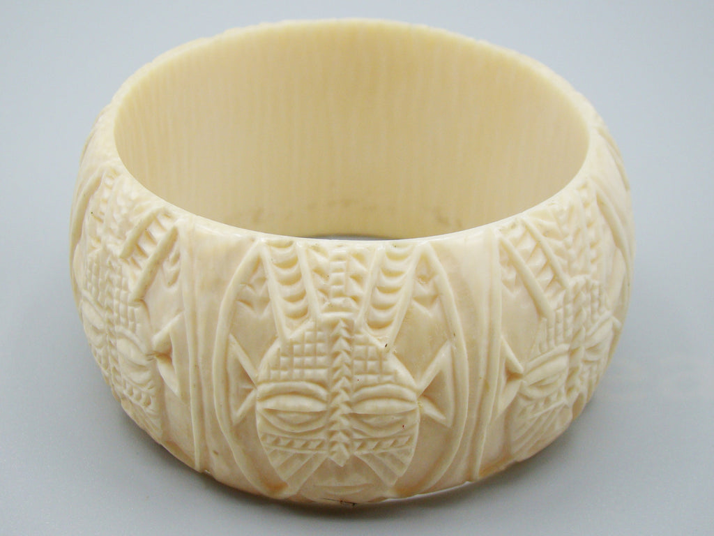 Antique Ivory, Natural Ivory, Ivory Bracelet, Mediterranean Ivory, handcarved Ivory, Asien Ivory, Elephant Ivory